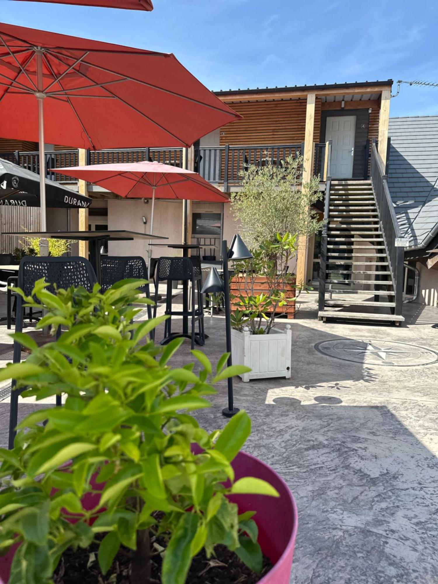 Logis Volcan Sancy Hotel 3*